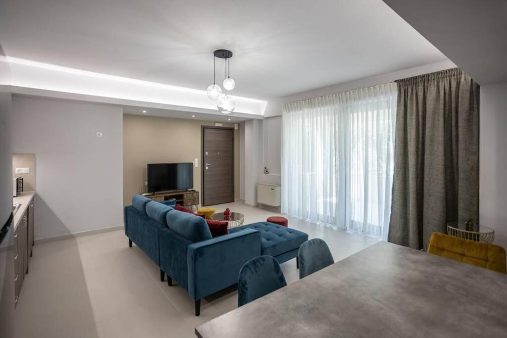 Mela Luxury Apartments Maroulás Extérieur photo
