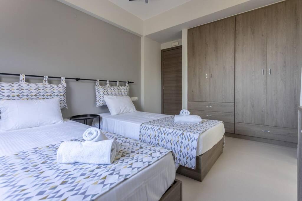 Mela Luxury Apartments Maroulás Extérieur photo