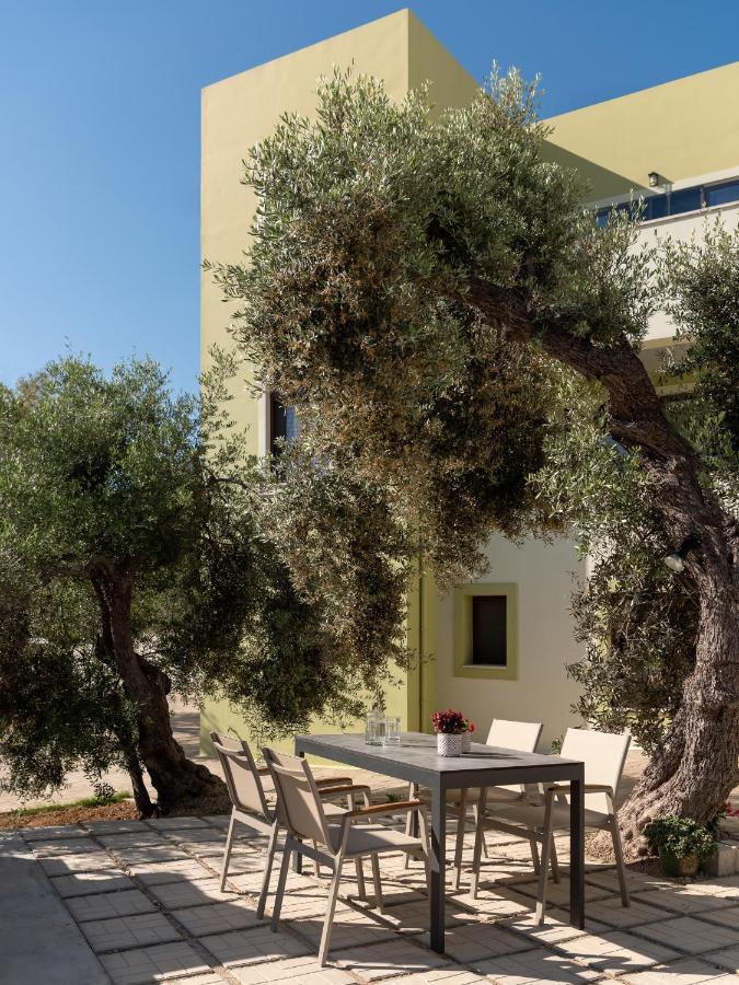 Mela Luxury Apartments Maroulás Extérieur photo