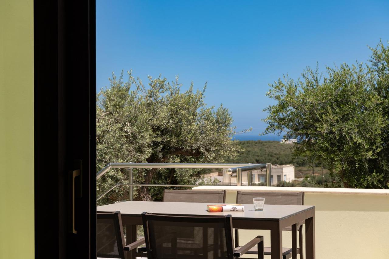 Mela Luxury Apartments Maroulás Extérieur photo