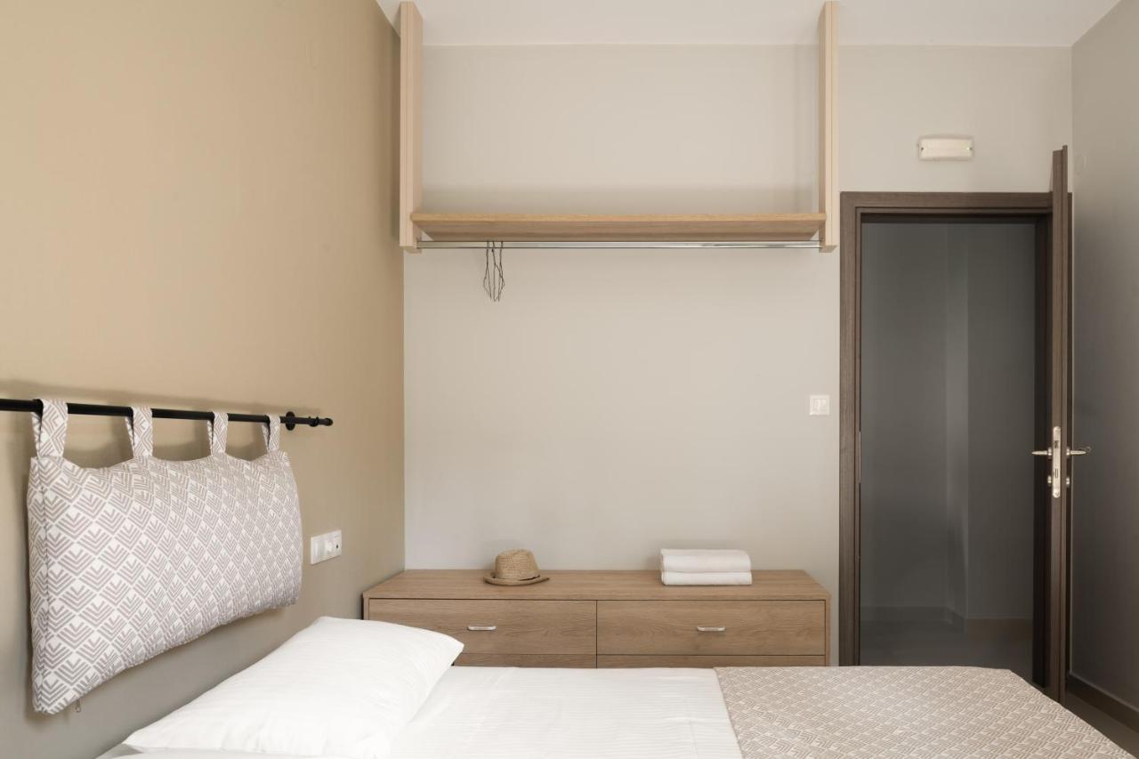 Mela Luxury Apartments Maroulás Extérieur photo